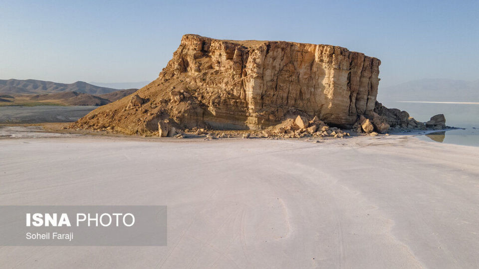 خشک شدن ۹۵ درصد آب دریاچه ارومیه خشک شدن ۹۵ درصد آب دریاچه ارومیه