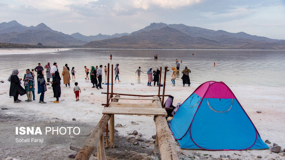 خشک شدن ۹۵ درصد آب دریاچه ارومیه خشک شدن ۹۵ درصد آب دریاچه ارومیه