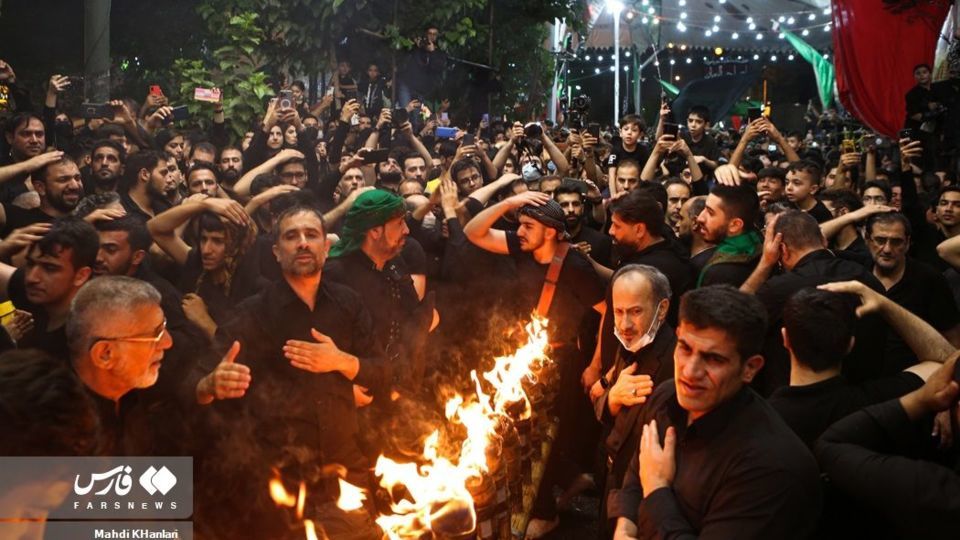 آیین مشعلگردانی در تهران آیین مشعلگردانی در تهران