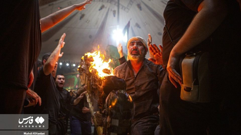 آیین مشعلگردانی در تهران آیین مشعلگردانی در تهران