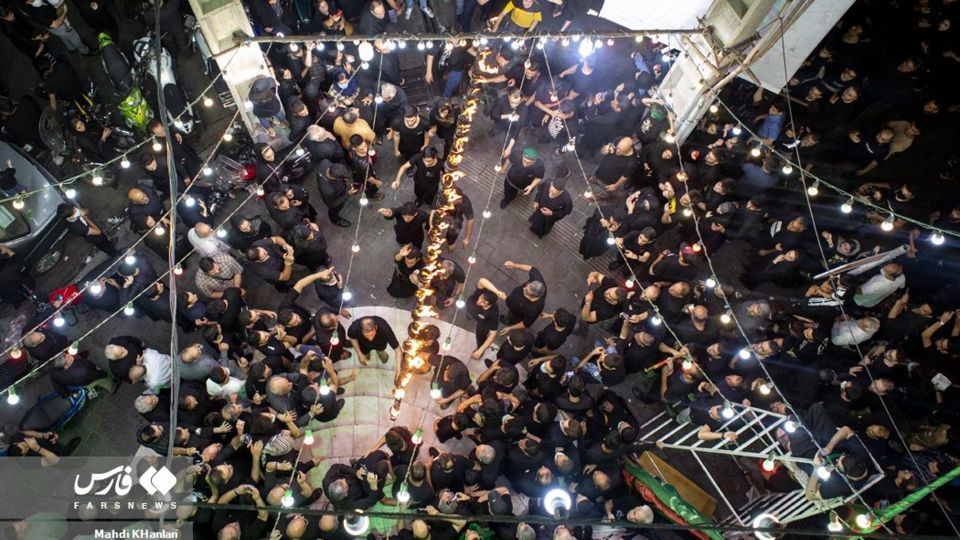 آیین مشعلگردانی در تهران آیین مشعلگردانی در تهران