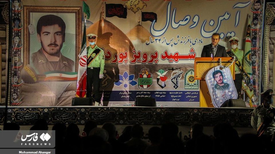 دیدار مادر با فرزند شهیدش پس از ۳۴ سال در اهواز دیدار مادر با فرزند شهیدش پس از ۳۴ سال در اهواز