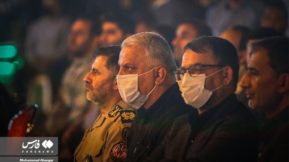 دیدار مادر با فرزند شهیدش پس از ۳۴ سال در اهواز دیدار مادر با فرزند شهیدش پس از ۳۴ سال در اهواز