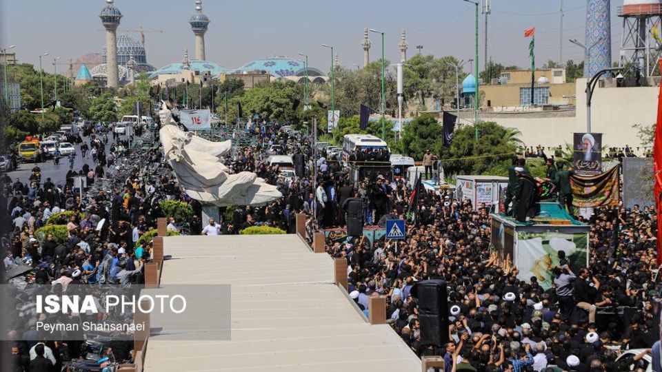 تشییع پیکر آیتالله ناصری تشییع پیکر آیتالله ناصری