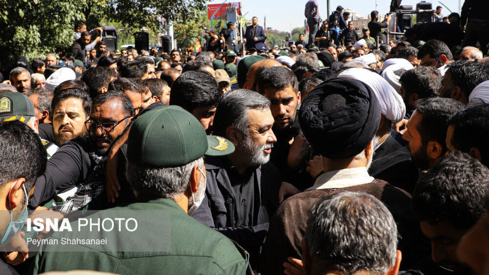 تشییع پیکر آیتالله ناصری تشییع پیکر آیتالله ناصری