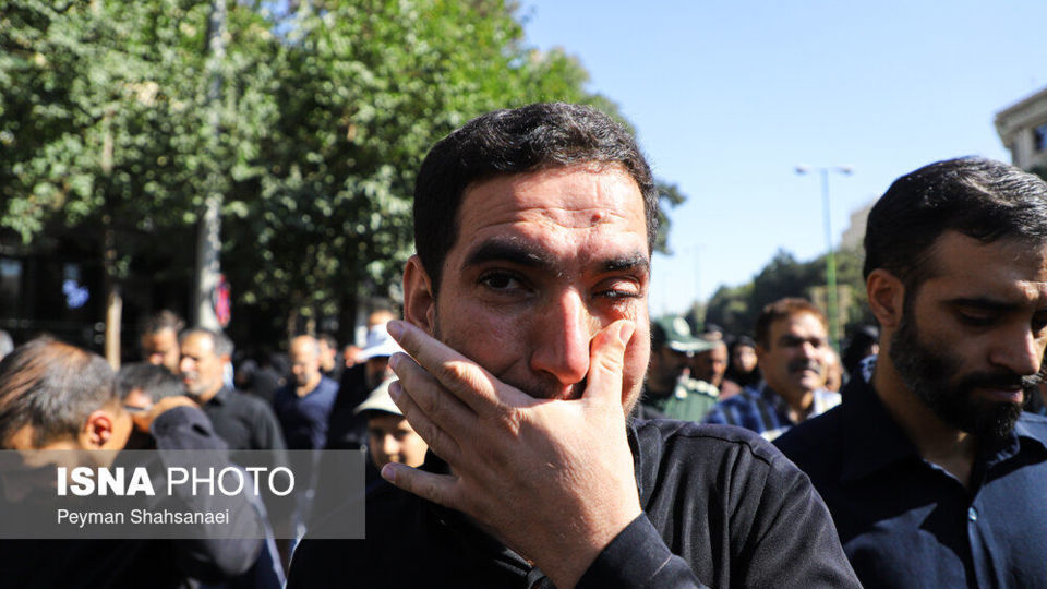 تشییع پیکر آیتالله ناصری تشییع پیکر آیتالله ناصری