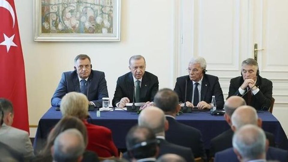 اردوغان خطاب به یونان: ممکن است یک شب ناگهان ترکیه بیاید! / نامه آنکارا به اتحادیه اروپا و ناتو اردوغان خطاب به یونان: ممکن است یک شب ناگهان ترکیه بیاید! / نامه آنکارا به اتحادیه اروپا و ناتو