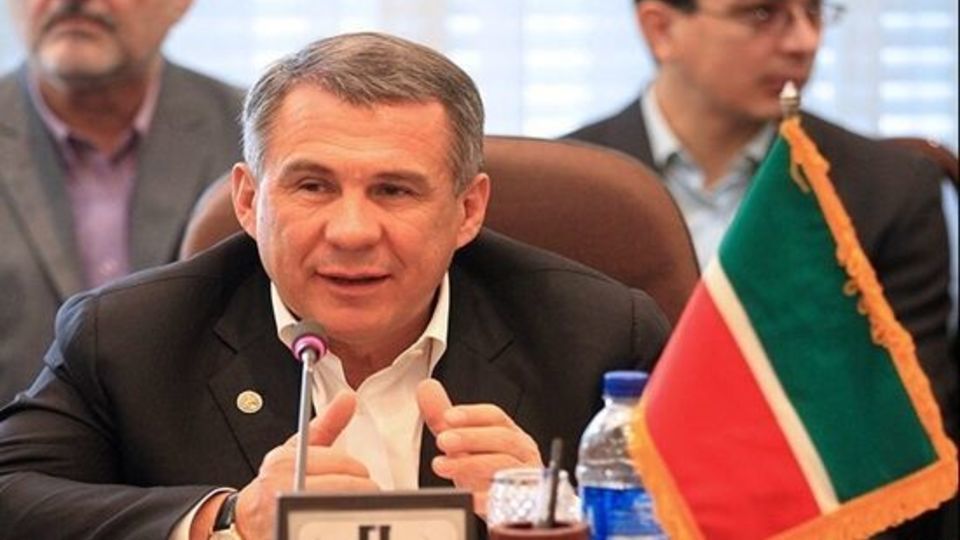 رییس جمهور تاتارستان در رأس هیأتی تجاری - سیاسی وارد تهران شد