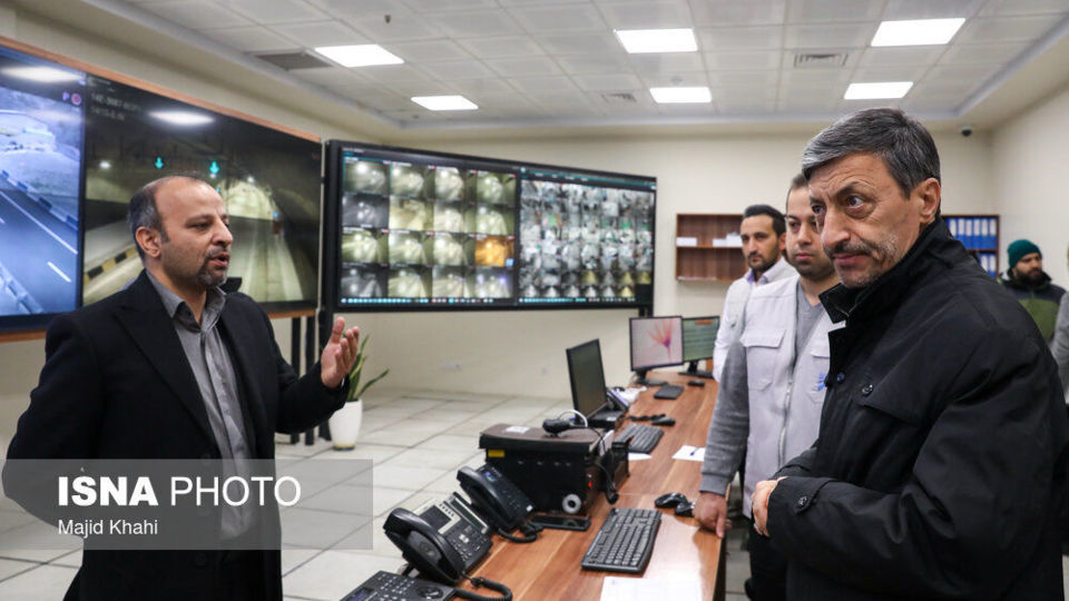 بازدید پرویز فتاح از باند رفت قطعه دو آزاد راه تهران-شمال بازدید پرویز فتاح از باند رفت قطعه دو آزاد راه تهران-شمال