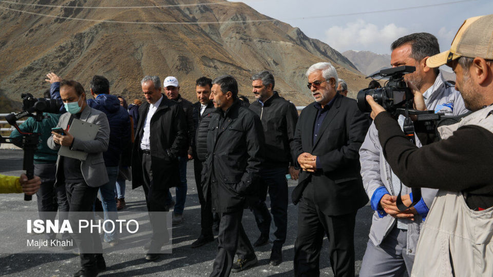 بازدید پرویز فتاح از باند رفت قطعه دو آزاد راه تهران-شمال بازدید پرویز فتاح از باند رفت قطعه دو آزاد راه تهران-شمال