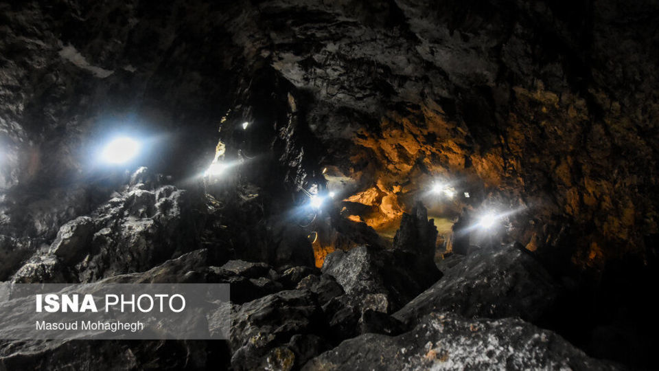 غار «دربند» دومین غار آهکی ایران غار «دربند» دومین غار آهکی ایران