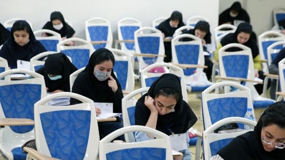 منادی:آزمون ۱۴۰۲ طبق برنامه سازمان سنجش برگزار میشود منادی:آزمون ۱۴۰۲ طبق برنامه سازمان سنجش برگزار میشود