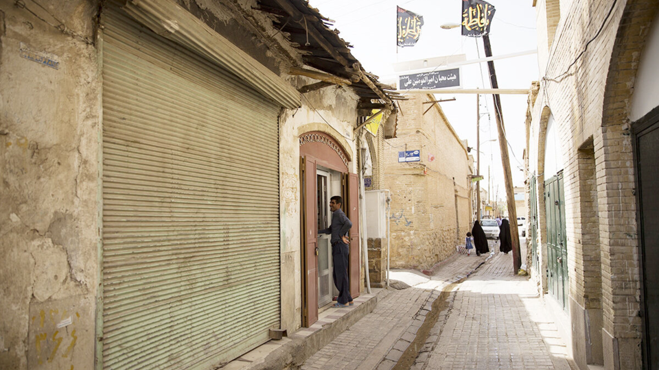 واقعیت ماجرا در بافت تاریخی شیراز چیست؟ واقعیت ماجرا در بافت تاریخی شیراز چیست؟