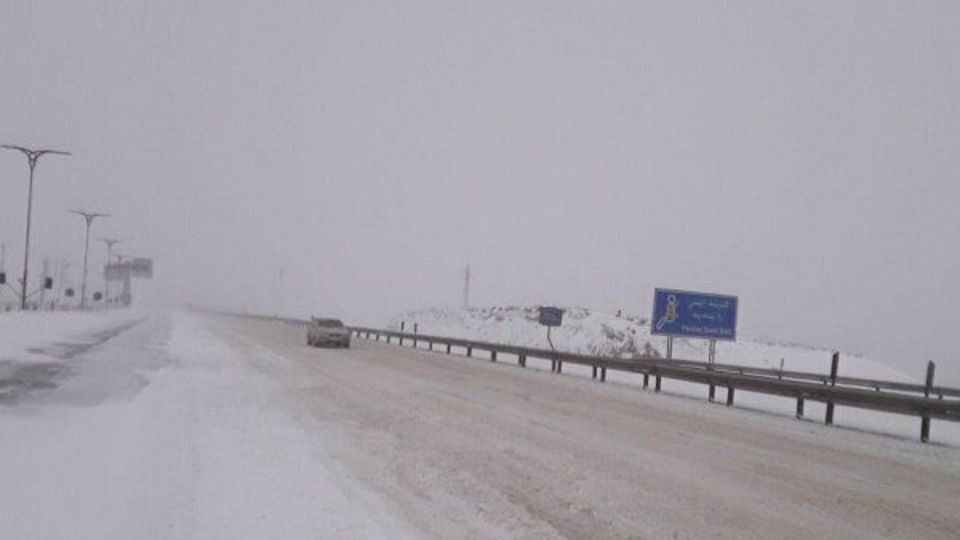 آزادراه تهران- شمال مسدود است آزادراه تهران- شمال مسدود است