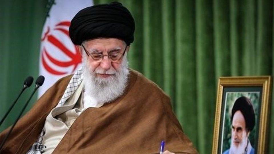 استفتاء از امام خامنهای؛ مقدار و مبلغ فطریه امسال چقدر است؟ استفتاء از امام خامنهای؛ مقدار و مبلغ فطریه امسال چقدر است؟