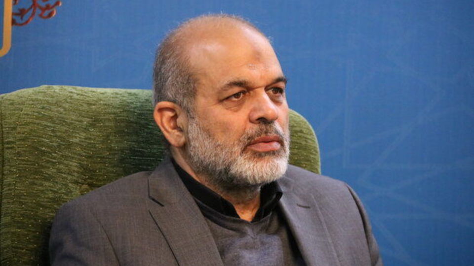 دستور ویژه وزیر کشور برای بررسی حمله مسلحانه به آیت الله سلیمانی دستور ویژه وزیر کشور برای بررسی حمله مسلحانه به آیت الله سلیمانی