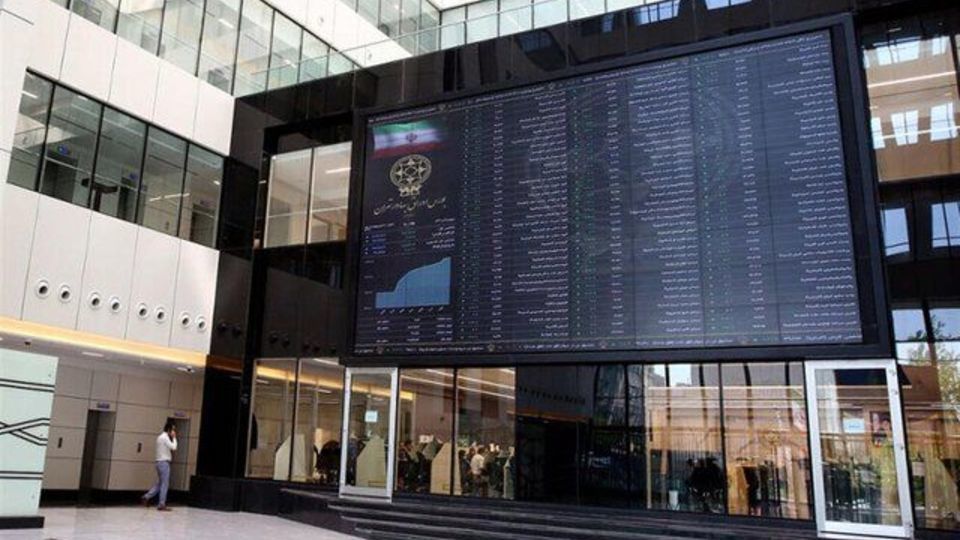 چرا بورس در بهمن ماه ۱۴۰۱ کاهشی شد؟ چرا بورس در بهمن ماه ۱۴۰۱ کاهشی شد؟