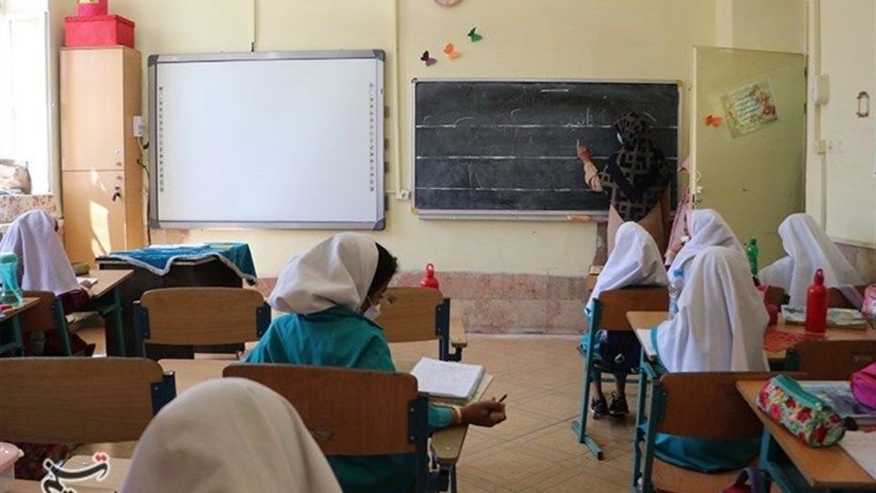 فرزندان مسئولان رده بالا راهی مدارس دولتی شوند فرزندان مسئولان رده بالا راهی مدارس دولتی شوند