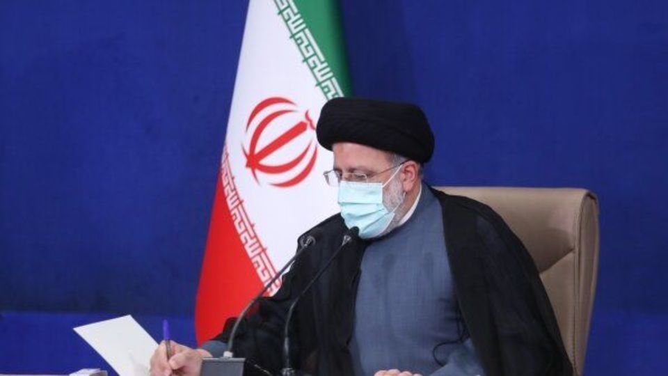 پیام تسلیت رئیس جمهور در پی درگذشت پدر شهیدان دقیقی کاشانیان پیام تسلیت رئیس جمهور در پی درگذشت پدر شهیدان دقیقی کاشانیان