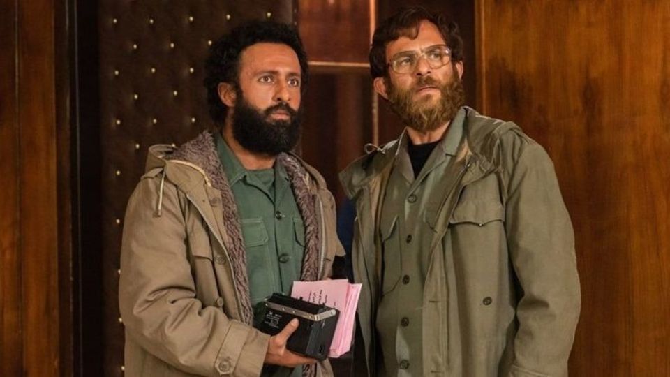 واکنش تهیهکننده فیلم «غریب» به سخنان زنده یاد حسام محمودی / نسخه کاملتر اکران میشود؟ واکنش تهیهکننده فیلم «غریب» به سخنان زنده یاد حسام محمودی / نسخه کاملتر اکران میشود؟