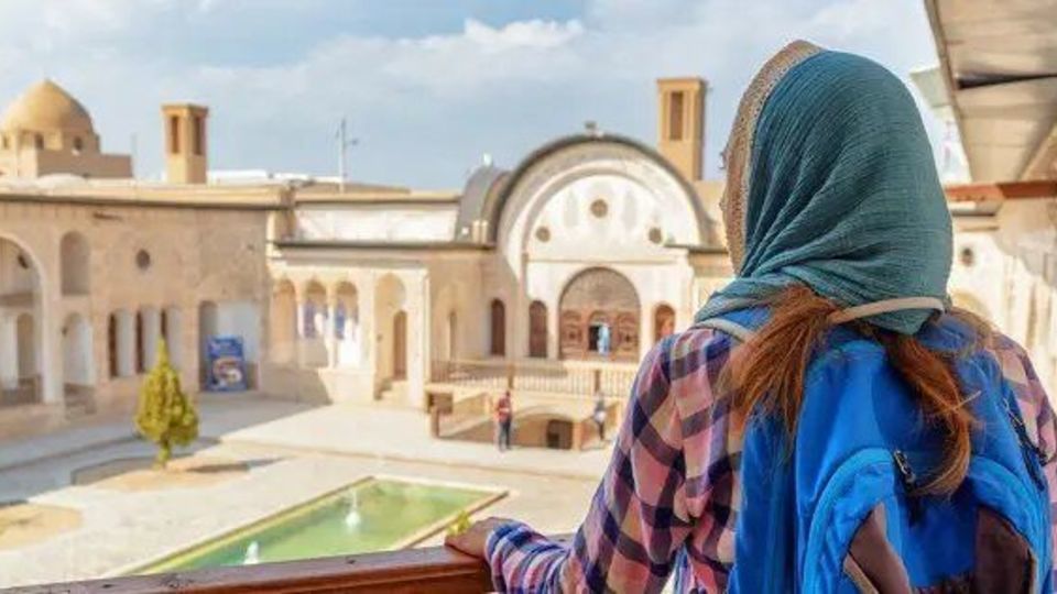 چند خارجی به ایران آمدند؟ چند خارجی به ایران آمدند؟