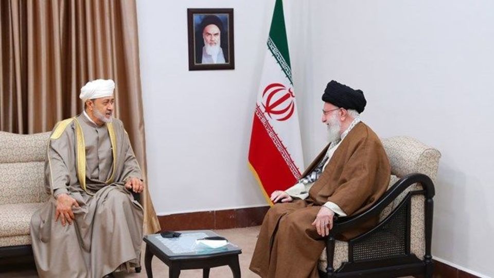 سلطان عمان با رهبر انقلاب دیدار کرد سلطان عمان با رهبر انقلاب دیدار کرد