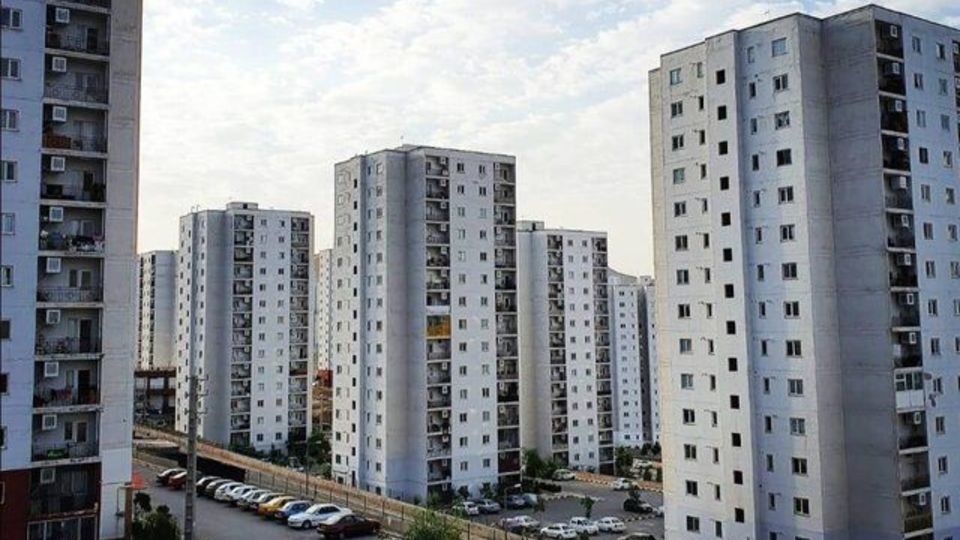 مالکان بیش از ۱۰۰ خانه در آستانه اعمال مالیات مالکان بیش از ۱۰۰ خانه در آستانه اعمال مالیات