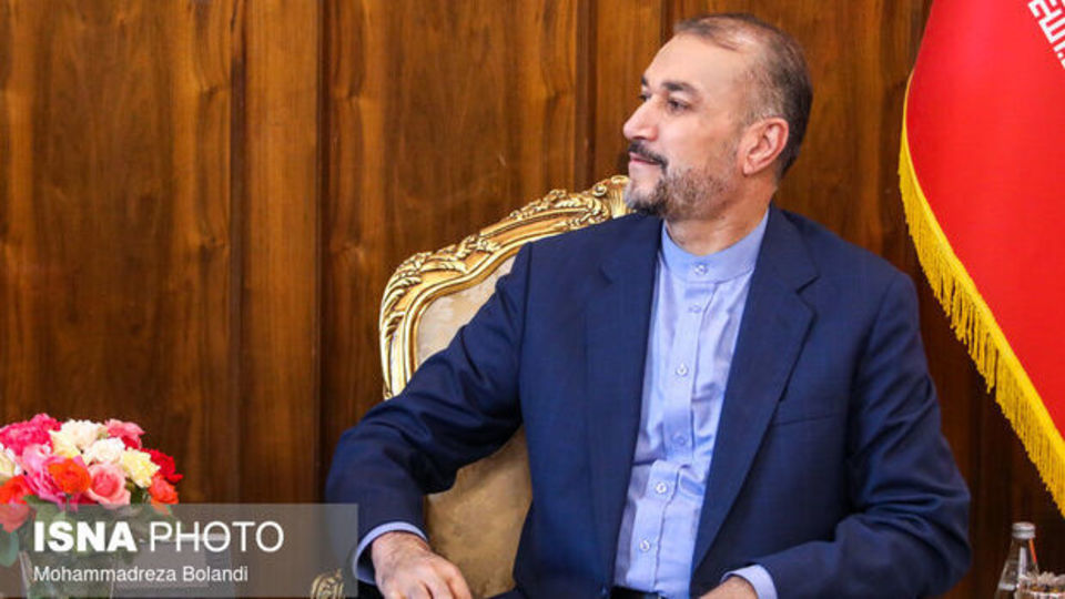 امیرعبداللهیان: توسعه روابط با همسایگان از محورهای سیاست خارجی متوازن دولت است