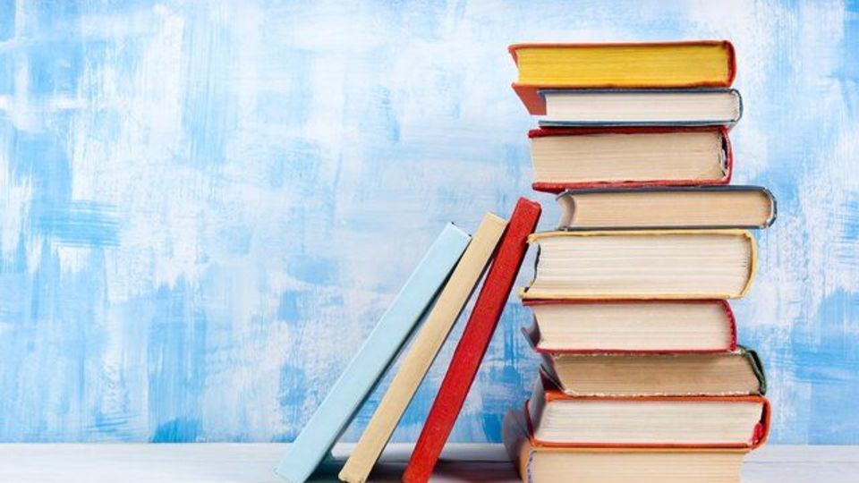 چند کتاب درباره غدیر منتشر شده است؟ چند کتاب درباره غدیر منتشر شده است؟