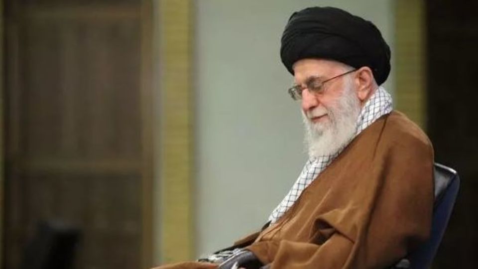 پیام تشکر رهبر انقلاب به مناسبت قهرمانی تیم ملی والیبال جوانان پیام تشکر رهبر انقلاب به مناسبت قهرمانی تیم ملی والیبال جوانان