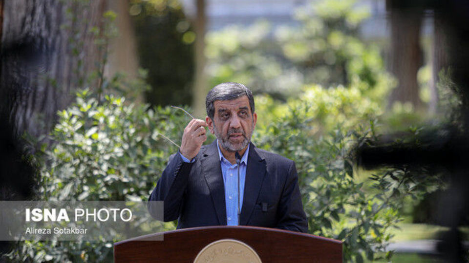 واکنش ضرغامی به حکم آزاده صمدی واکنش ضرغامی به حکم آزاده صمدی