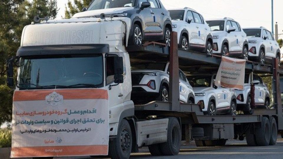 سایپا ۴هزار دستگاه خودروی خارجی وارد کرد سایپا ۴هزار دستگاه خودروی خارجی وارد کرد