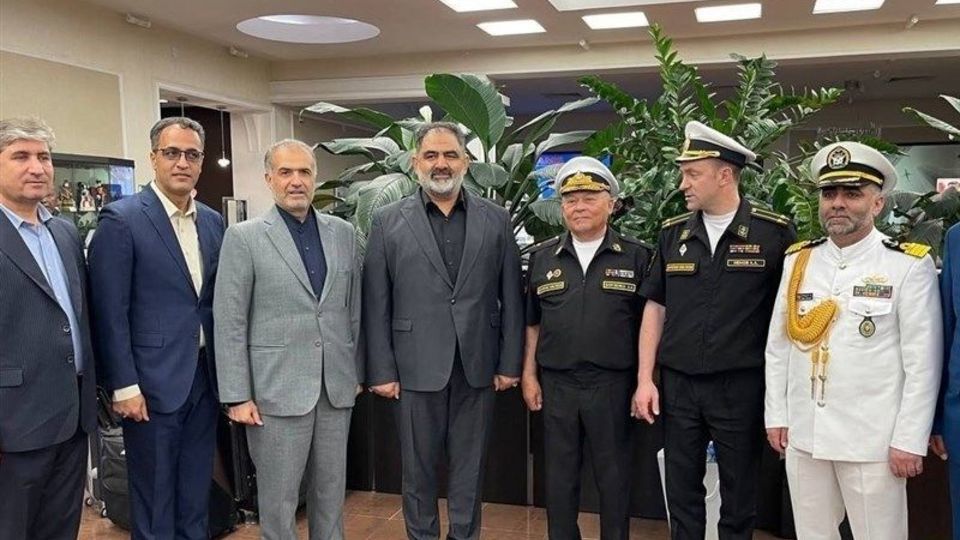 سفر فرمانده نیروی دریایی ارتش به روسیه سفر فرمانده نیروی دریایی ارتش به روسیه