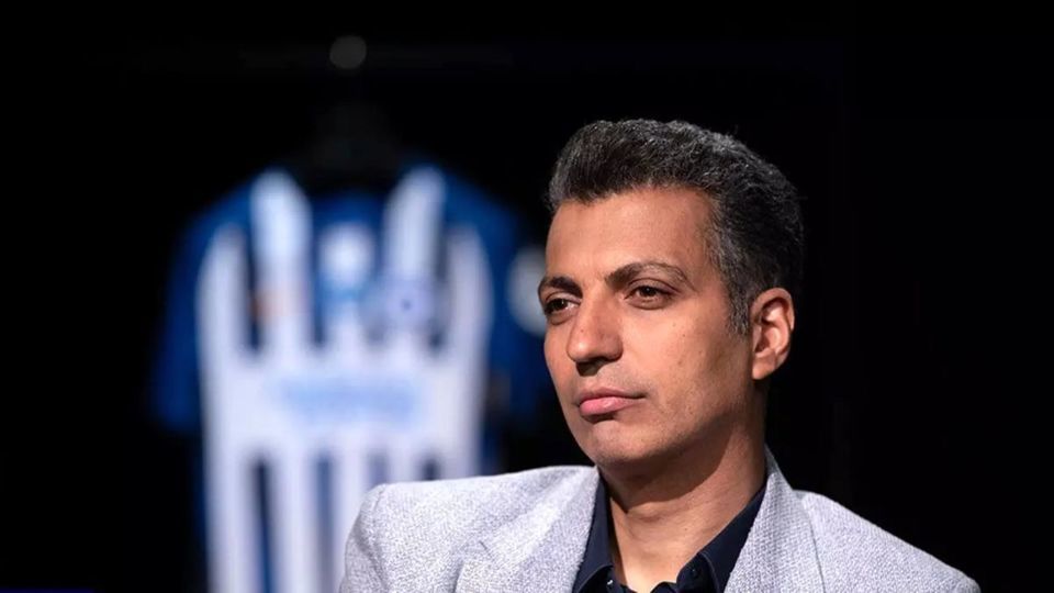 ادامه حواشی مجری شکست خورده/ آیا فردوسیپور با صورت رنگشده ظاهر خواهد شد؟ ادامه حواشی مجری شکست خورده/ آیا فردوسیپور با صورت رنگشده ظاهر خواهد شد؟