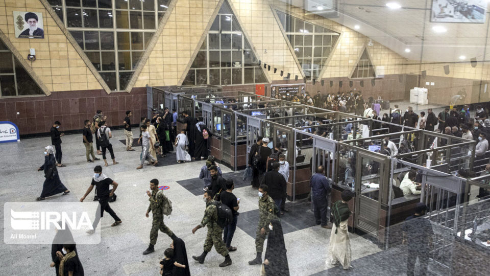 گیتهای خروجی و ورودی زائران اربعین در مرز چذابه فعال شد گیتهای خروجی و ورودی زائران اربعین در مرز چذابه فعال شد