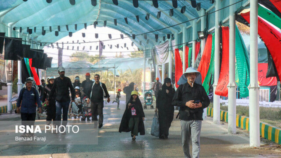 ثبت بیش از ۳۱ هزار تردد از مرز خسروی در روز گذشته/ ادامه موج بازگشت تا فردا ثبت بیش از ۳۱ هزار تردد از مرز خسروی در روز گذشته/ ادامه موج بازگشت تا فردا