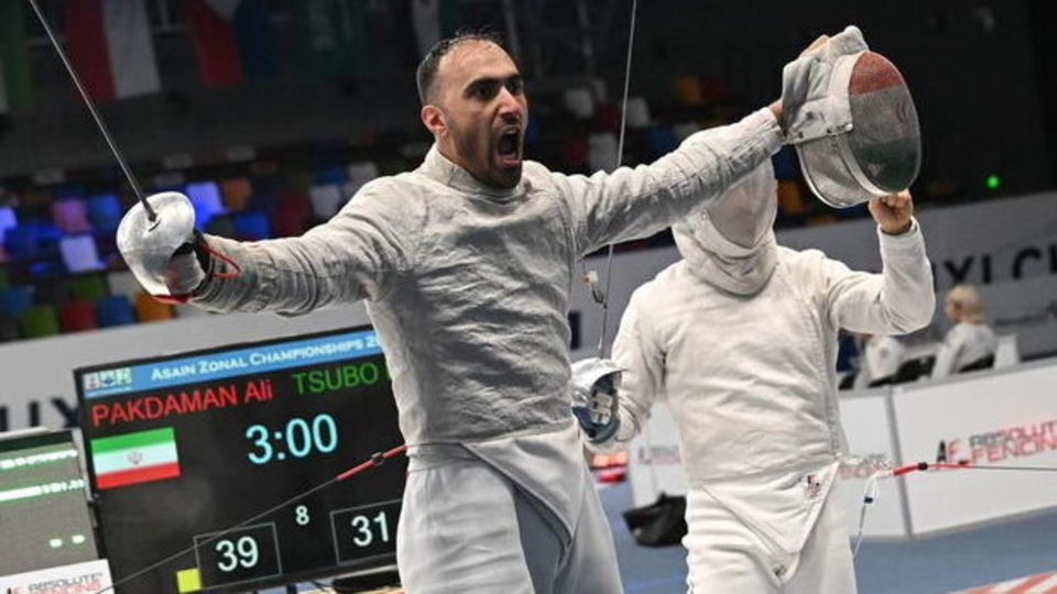 یک سال چشمانتظاری برای خرید یک تیغه شمشیر! یک سال چشمانتظاری برای خرید یک تیغه شمشیر!