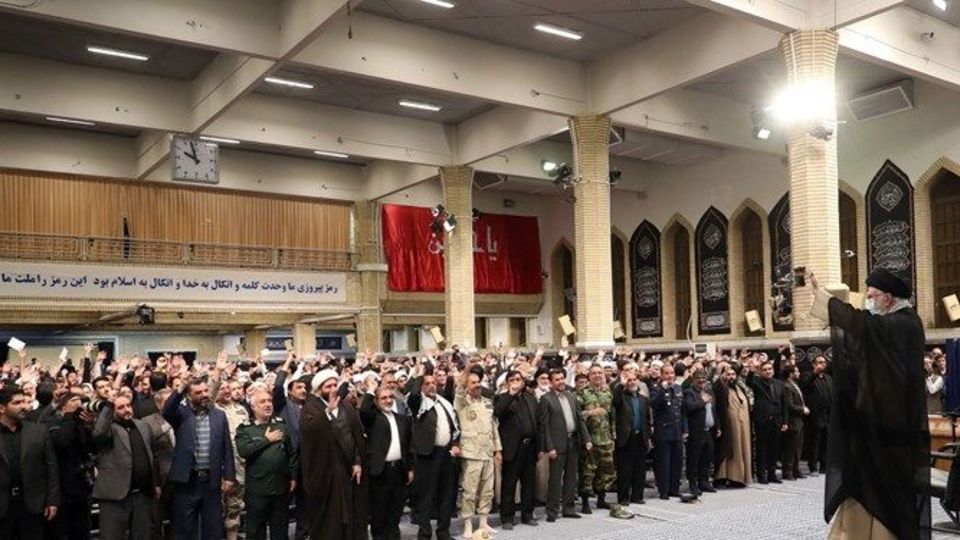 بازخوانی رفاقت دیرینه رهبر انقلاب با خراسان جنوبیها بازخوانی رفاقت دیرینه رهبر انقلاب با خراسان جنوبیها