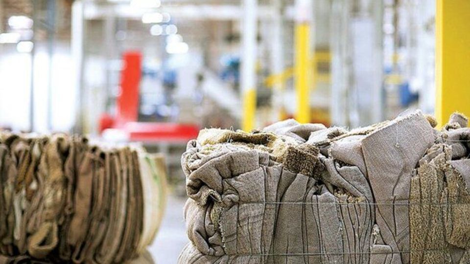 بازیافت فرش را جدی بگیریم بازیافت فرش را جدی بگیریم