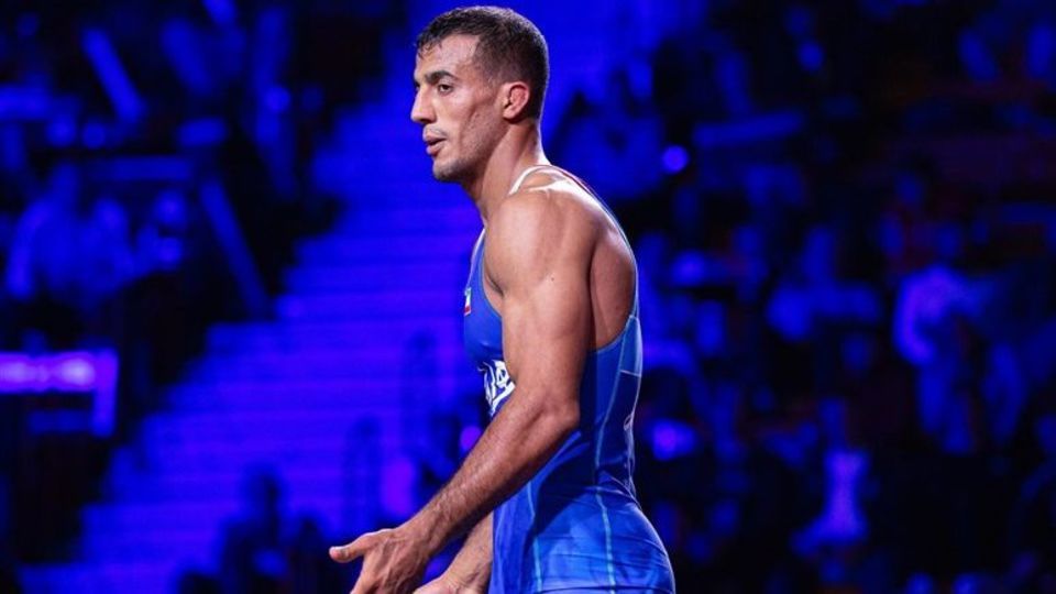 اتحادیه جهانی کشتی محمدعلی گرایی را تعلیق کرد/ عاقبت پرتاب بطری! اتحادیه جهانی کشتی محمدعلی گرایی را تعلیق کرد/ عاقبت پرتاب بطری!