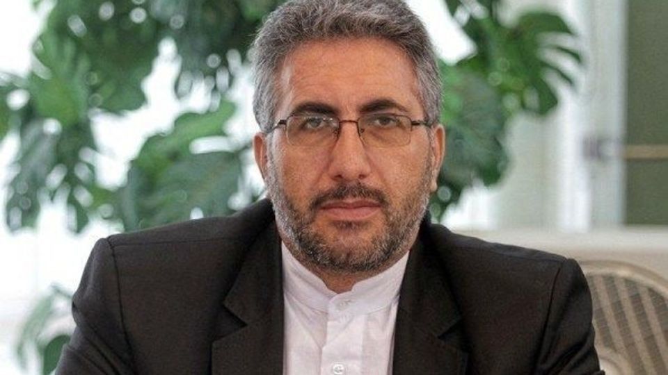 روایت سخنگوی سازمان تعزیرات از تولید عامدانه خودرو ناقص توسط خودروسازها روایت سخنگوی سازمان تعزیرات از تولید عامدانه خودرو ناقص توسط خودروسازها