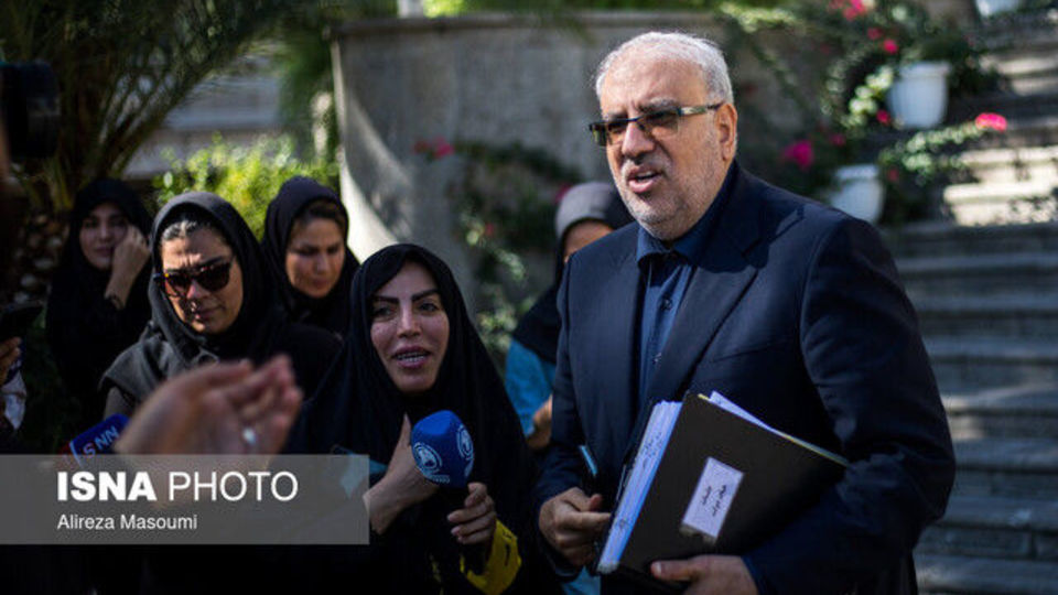 اوجی: بنزین سوپر داریم ولی کم است اوجی: بنزین سوپر داریم ولی کم است