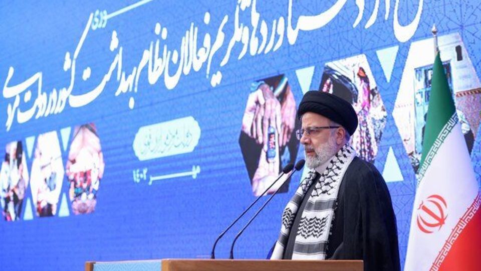 رئیسی: خون شهیدان مظلوم فلسطینی نظم کنونی جهان را به هم خواهد ریخت رئیسی: خون شهیدان مظلوم فلسطینی نظم کنونی جهان را به هم خواهد ریخت