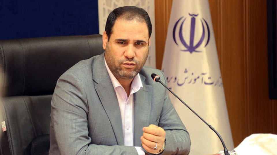 آموزش و پرورش محل تأمین شغل برای بیکاران نیست آموزش و پرورش محل تأمین شغل برای بیکاران نیست