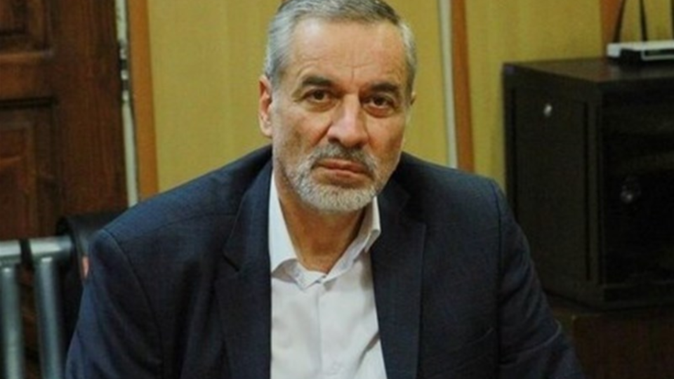 شیرازی و پسرش 2 سال محروم شدند