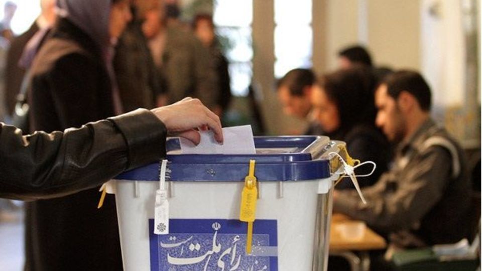 رأی ندادن یعنی خصوصی‌سازی سیاست!