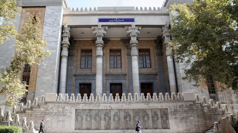 احضار سفرای انگلیس، فرانسه و آلمان در تهران به وزارت امور خارجه