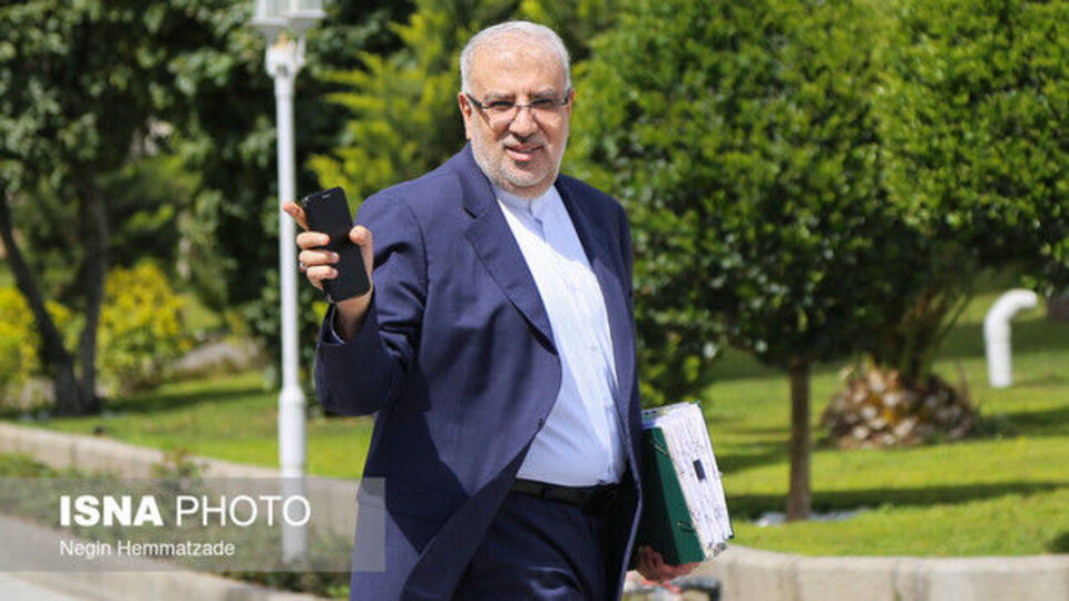 اوجی: امسال در رشد تولید نفت و گاز رکورد می‌زنیم