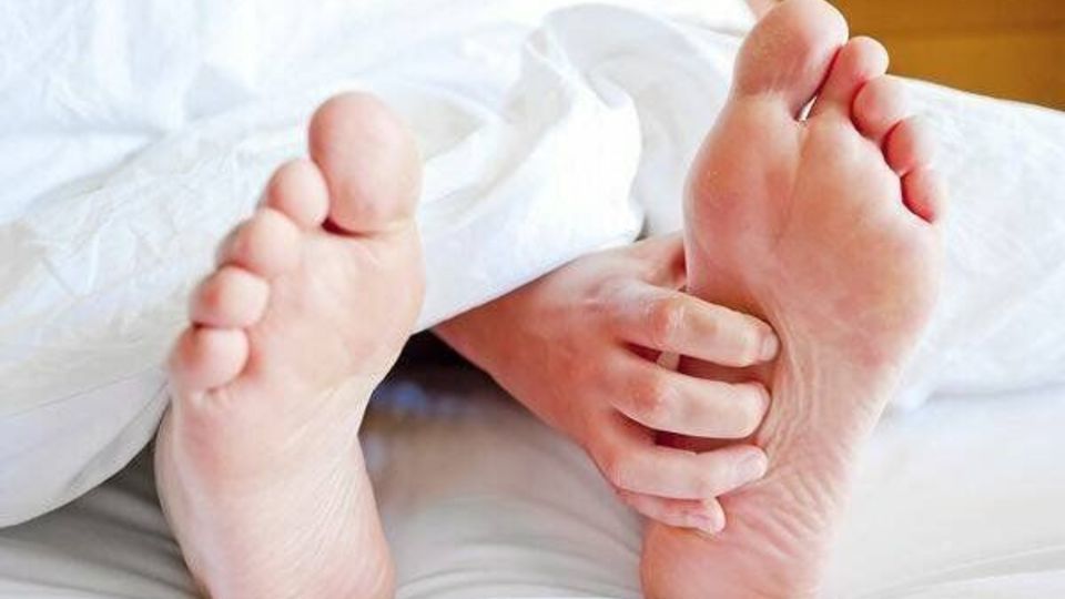 پیش دیابت، سندرم پای بیقرار و خوابی که به هم میریزد! پیش دیابت، سندرم پای بیقرار و خوابی که به هم میریزد!