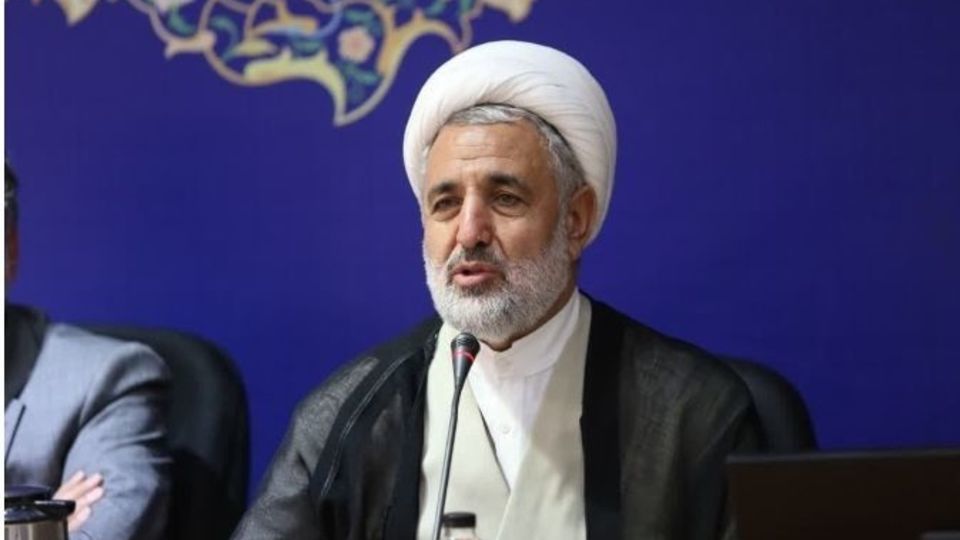 سوال از رییس جمهور با محوریت ارز، تورم، معیشت / 170 امضا